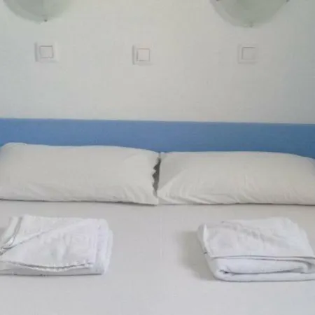 Hotel Amelie Santorini (adults Only) 3*