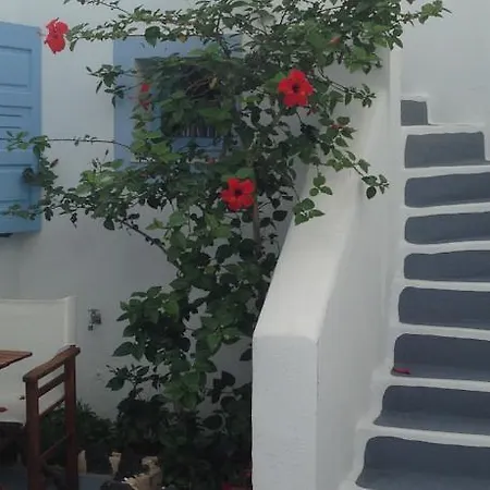 Ξενοδοχείο Amelie Santorini (adults Only) 3*